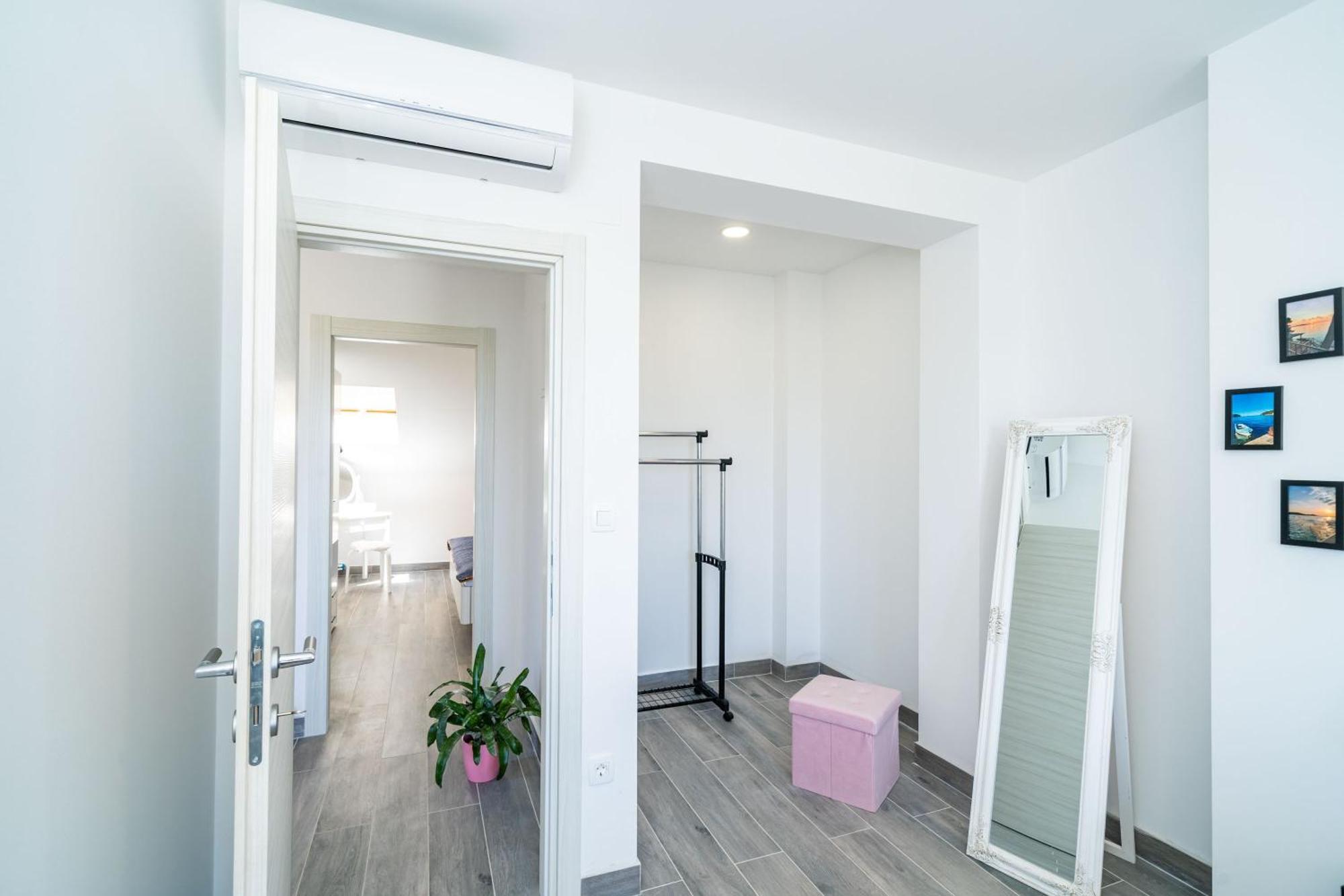 Apartments Amalija Čilipi Pokoj fotografie